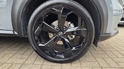 2025 (25) NISSAN JUKE 1.6 Hybrid Tekna 5dr Auto 5759461