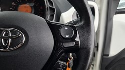 2017 (17) TOYOTA AYGO 1.0 VVT-i X-Press 5dr 5771017