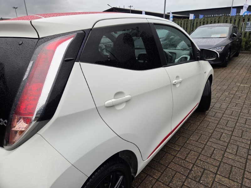 2017 (17) TOYOTA AYGO 1.0 VVT-i X-Press 5dr 5770998