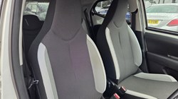 2017 (17) TOYOTA AYGO 1.0 VVT-i X-Press 5dr 5771013