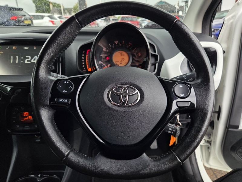 2017 (17) TOYOTA AYGO 1.0 VVT-i X-Press 5dr 5771018