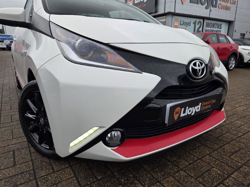2017 (17) TOYOTA AYGO 1.0 VVT-i X-Press 5dr 5770995