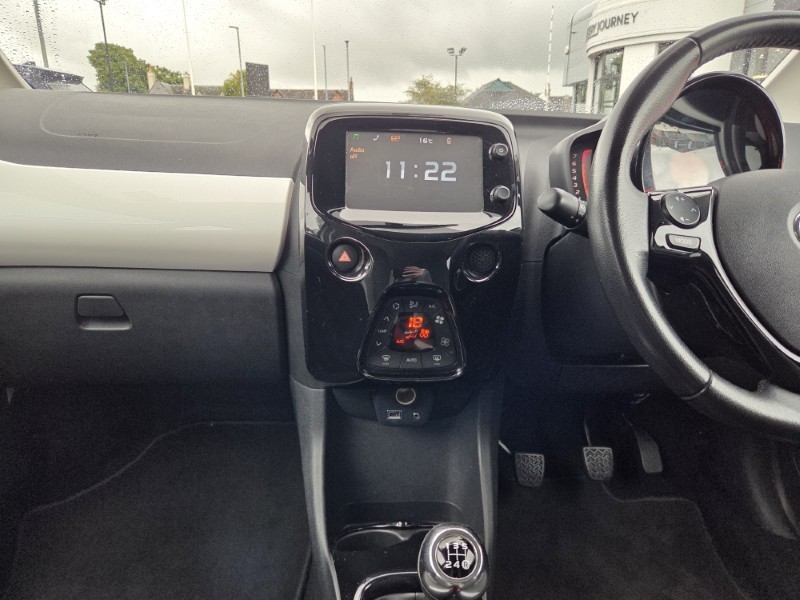 2017 (17) TOYOTA AYGO 1.0 VVT-i X-Press 5dr 5771010