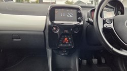 2017 (17) TOYOTA AYGO 1.0 VVT-i X-Press 5dr 5771010