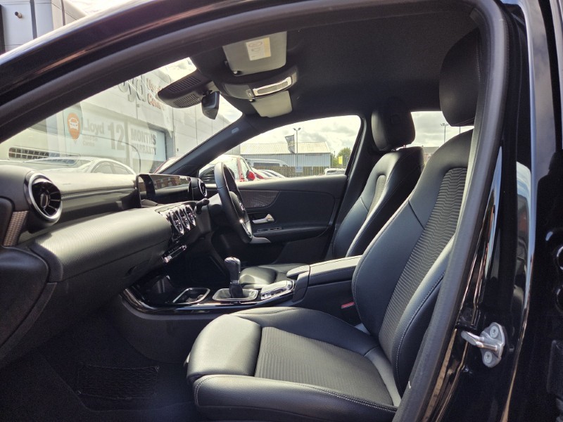 2019 (69) MERCEDES-BENZ A CLASS A180 Sport Executive 5dr 5777771