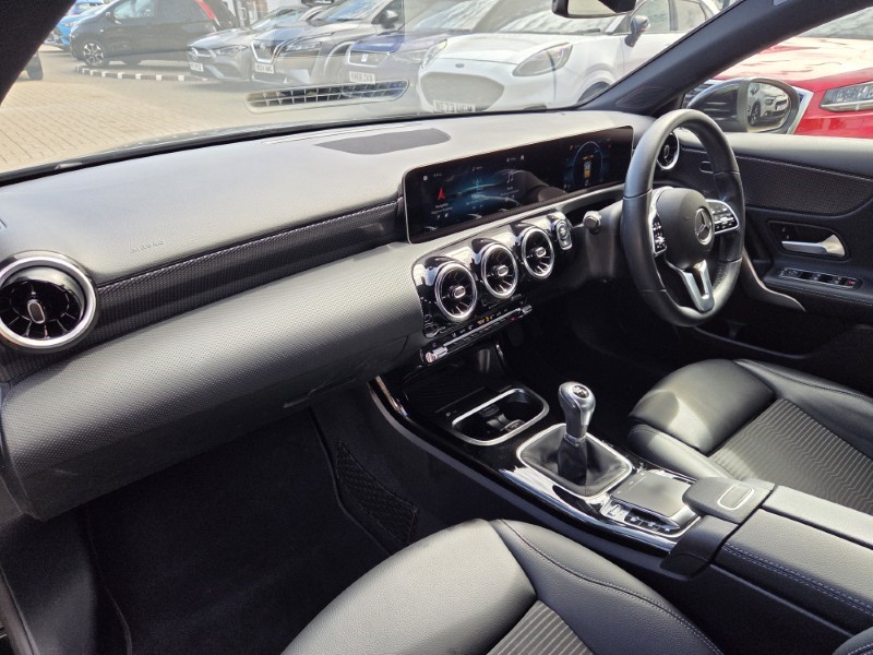 2019 (69) MERCEDES-BENZ A CLASS A180 Sport Executive 5dr 5777770
