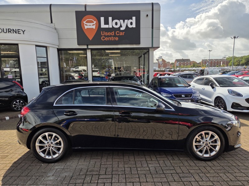 2019 (69) MERCEDES-BENZ A CLASS A180 Sport Executive 5dr 5777746