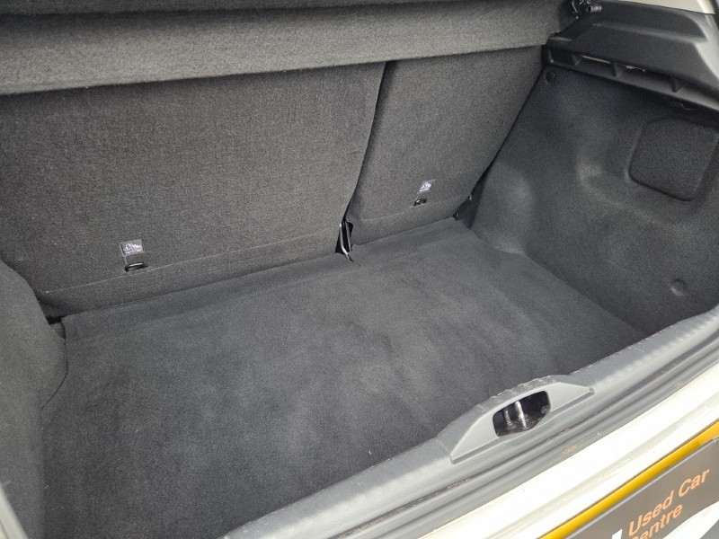 2021 (21) CITROEN C3 1.2 PureTech Shine 5dr 5759896