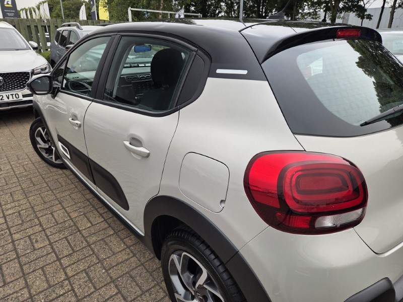 2021 (21) CITROEN C3 1.2 PureTech Shine 5dr 5759889
