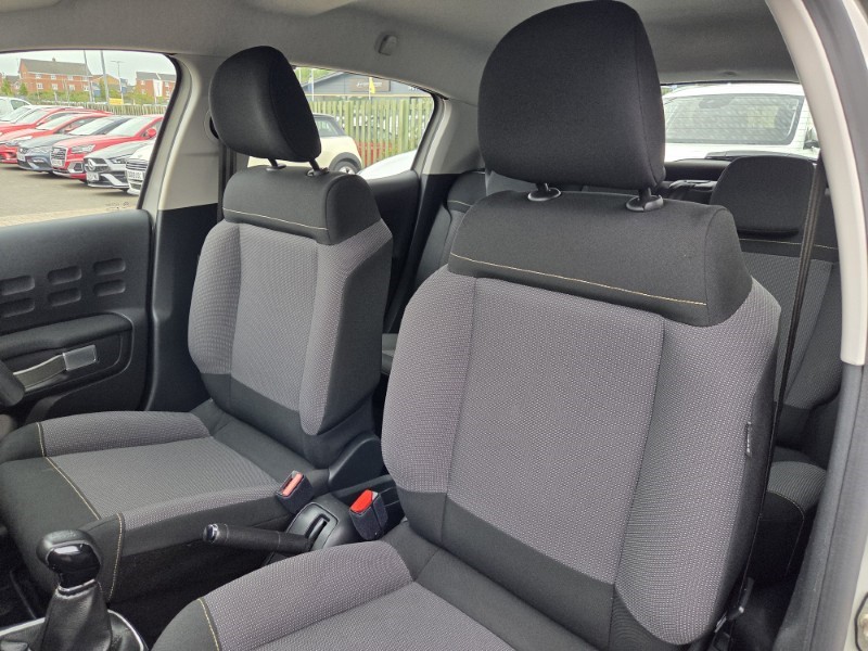2021 (21) CITROEN C3 1.2 PureTech Shine 5dr 5759906