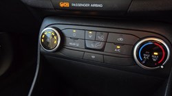 2018 (68) FORD FIESTA 1.1 Zetec 3dr 5774748