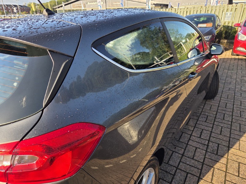 2018 (68) FORD FIESTA 1.1 Zetec 3dr 5774727