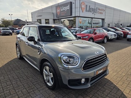 2017 (67) MINI COUNTRYMAN 1.5 Cooper 5dr Auto