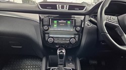 2020 (20) NISSAN QASHQAI 1.3 DiG-T 160 Tekna PLUS 5dr DCT 5766435