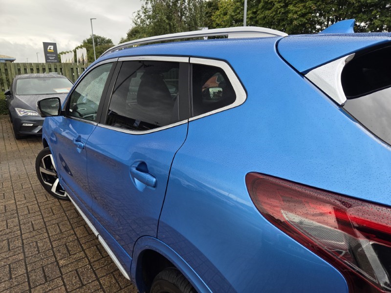 2020 (20) NISSAN QASHQAI 1.3 DiG-T 160 Tekna PLUS 5dr DCT 5766422