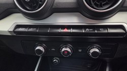 2019 (19) AUDI Q2 1.0 TFSI Sport 5dr 5773331