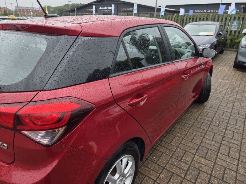 2017 (17) HYUNDAI I20 1.2 SE 5dr 5770845