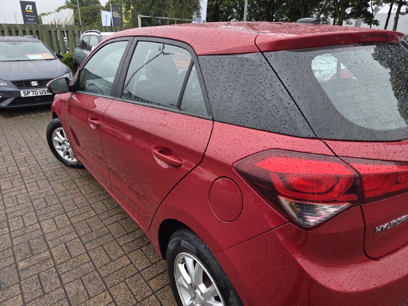 2017 (17) HYUNDAI I20 1.2 SE 5dr 5770844