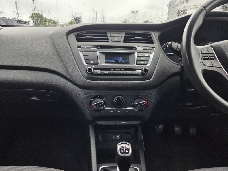 2017 (17) HYUNDAI I20 1.2 SE 5dr 5770857