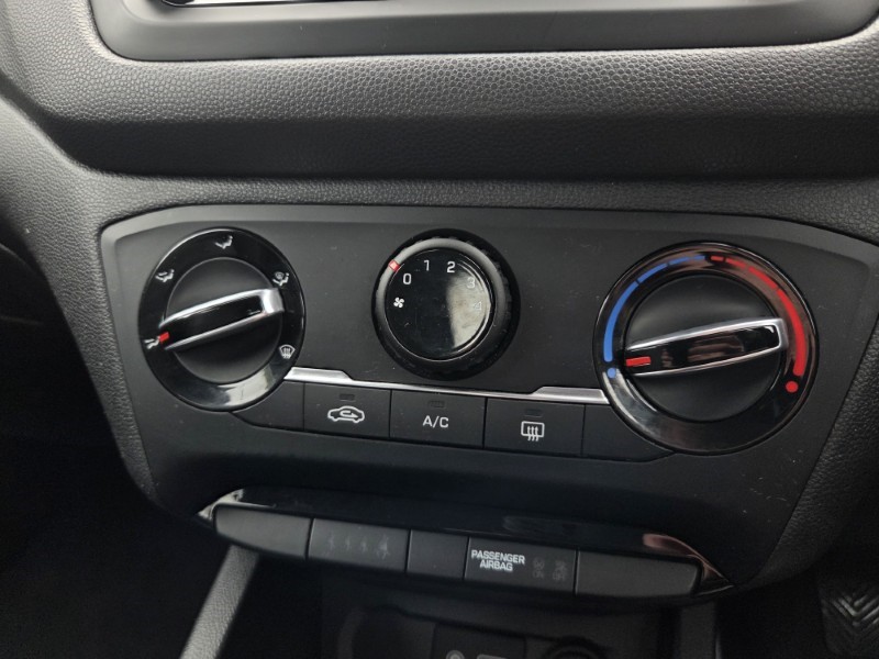 2017 (17) HYUNDAI I20 1.2 SE 5dr 5770869
