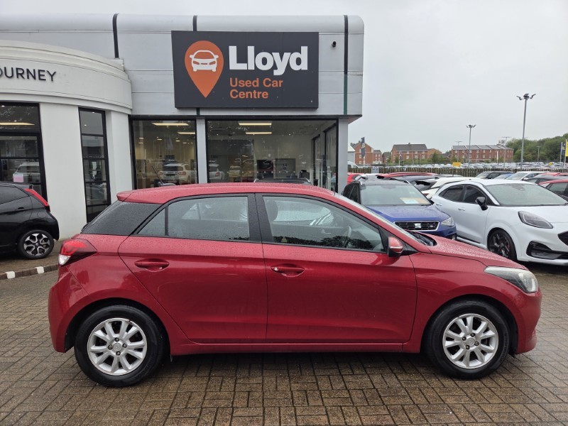 2017 (17) HYUNDAI I20 1.2 SE 5dr 5770835