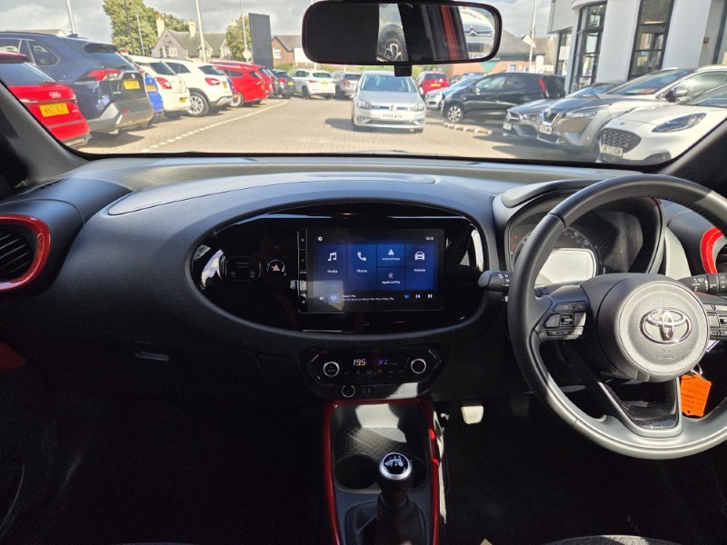2025 (25) TOYOTA AYGO X 1.0 VVT-i Edge 5dr 5785330