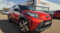 2025 (25) TOYOTA AYGO X 1.0 VVT-i Edge 5dr 5785321