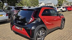 2025 (25) TOYOTA AYGO X 1.0 VVT-i Edge 5dr 5785324
