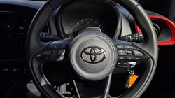 2025 (25) TOYOTA AYGO X 1.0 VVT-i Edge 5dr 5785342