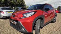 2025 (25) TOYOTA AYGO X 1.0 VVT-i Edge 5dr 5785318