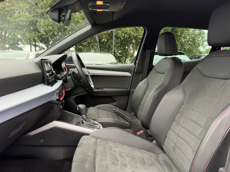 2022 (72) SEAT ARONA 1.0 TSI 110 FR Edition 5dr DSG 5804173