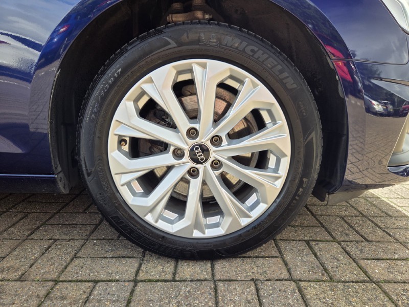 2023 (72) AUDI A4 35 TFSI Technik 5dr S Tronic 5785436