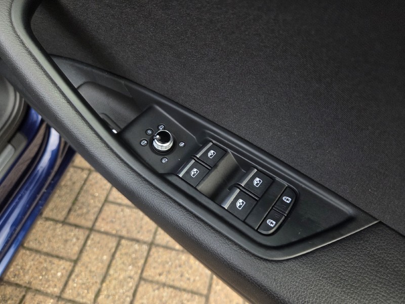 2023 (72) AUDI A4 35 TFSI Technik 5dr S Tronic 5785465