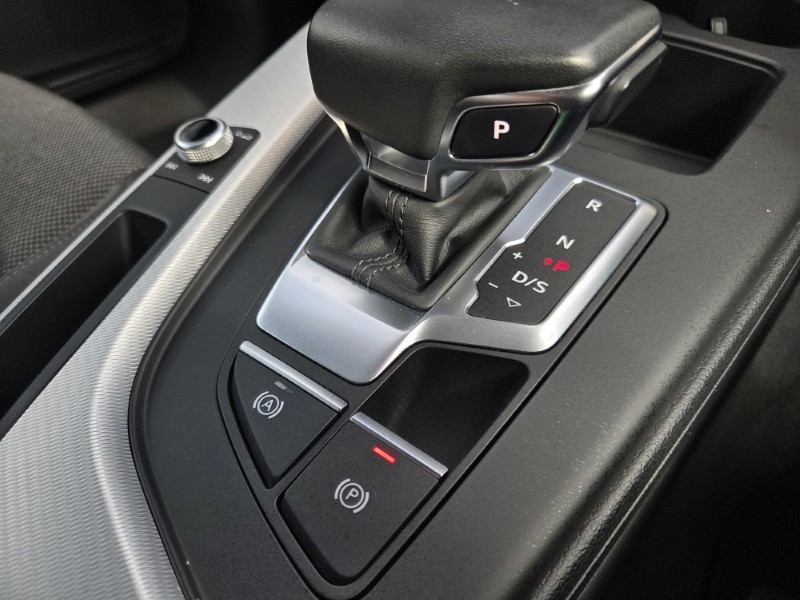 2023 (72) AUDI A4 35 TFSI Technik 5dr S Tronic 5785470