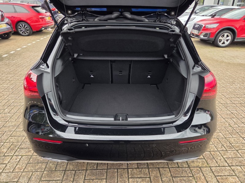 2024 (24) MERCEDES-BENZ A CLASS A200 AMG Line Premium Plus 5dr Auto 5779464