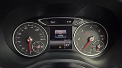 2019 (19) MERCEDES-BENZ B CLASS B200d AMG Line Premium Plus 5dr Auto 5785527