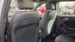 2019 (19) MERCEDES-BENZ B CLASS B200d AMG Line Premium Plus 5dr Auto 5785503