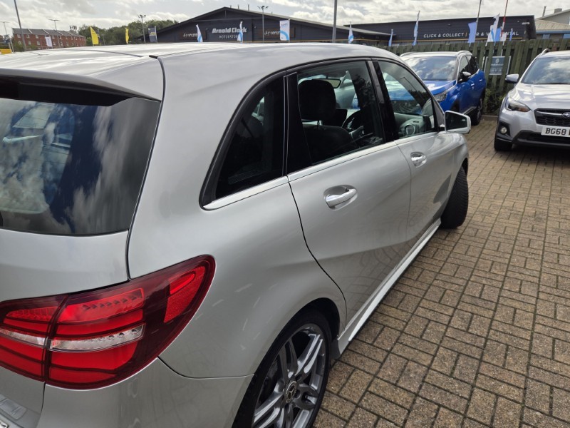 2019 (19) MERCEDES-BENZ B CLASS B200d AMG Line Premium Plus 5dr Auto 5785495