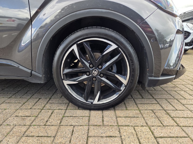 2022 (22) TOYOTA C-HR 1.8 Hybrid GR Sport 5dr CVT 5827110
