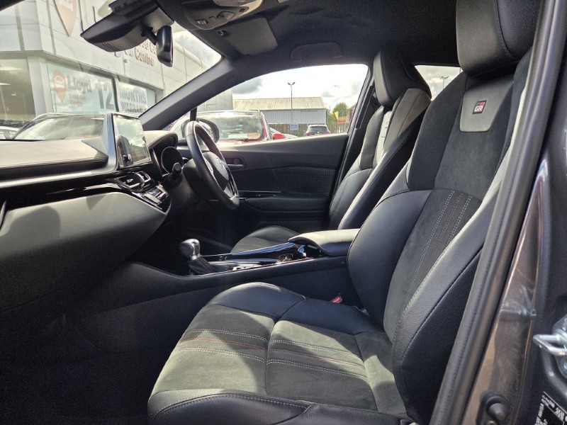 2022 (22) TOYOTA C-HR 1.8 Hybrid GR Sport 5dr CVT 5827134