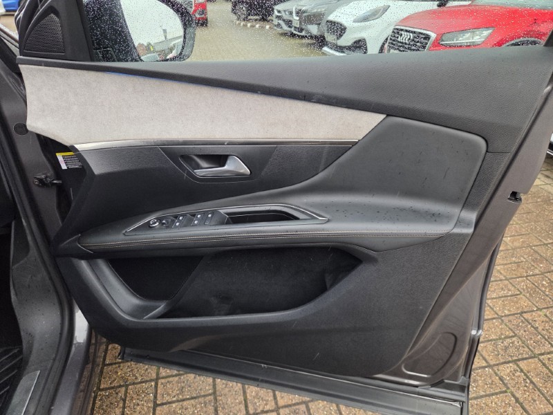 2021 (21) PEUGEOT 3008 1.5 BlueHDi GT 5dr 5785732