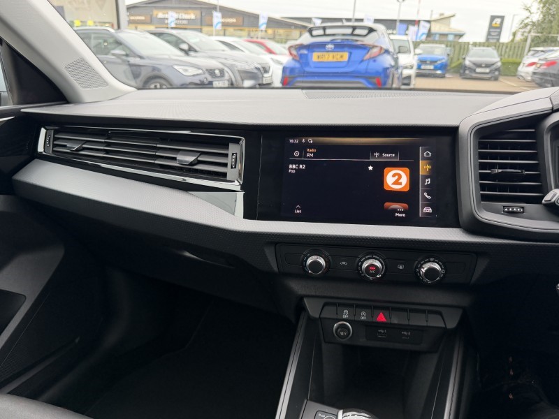 2019 (69) AUDI A1 30 TFSI Technik 5dr 5804256