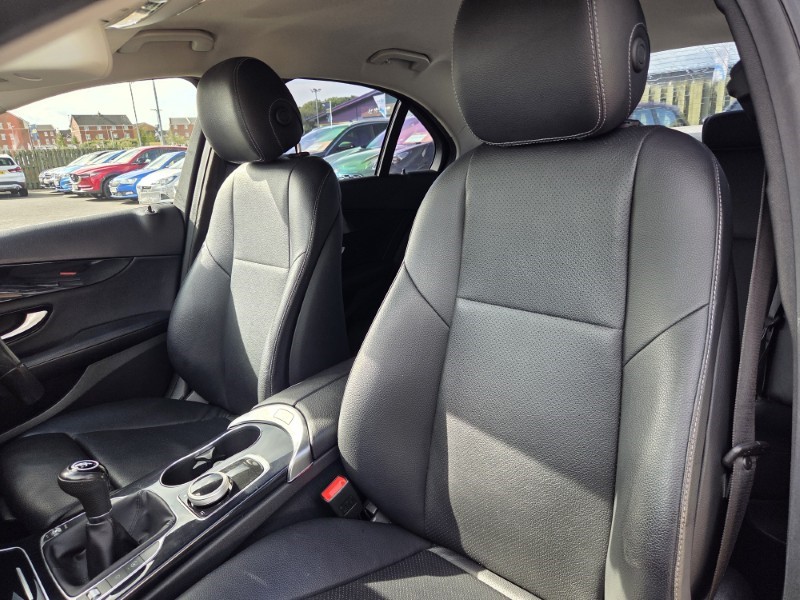2018 (18) MERCEDES-BENZ C CLASS C200 SE 4dr 5788074