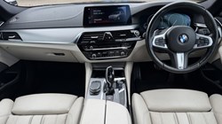 2020 (70) BMW 5 SERIES 520i M Sport 5dr Auto 5797052