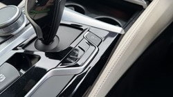 2020 (70) BMW 5 SERIES 520i M Sport 5dr Auto 5797065