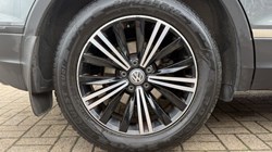 2018 (67) VOLKSWAGEN TIGUAN 2.0 TDi 150 4Motion SE Nav 5dr DSG 5797115