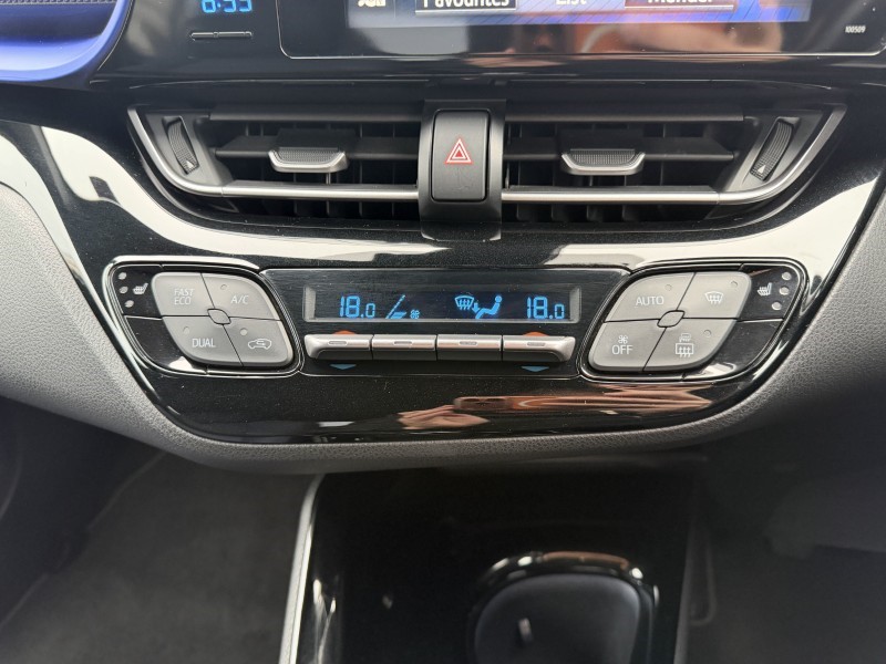 2017 (17) TOYOTA C-HR 1.2T Dynamic 5dr 5804218