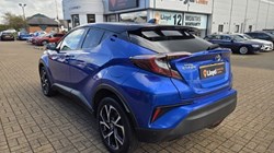 2017 (17) TOYOTA C-HR 1.2T Dynamic 5dr 5867805