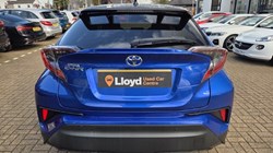 2017 (17) TOYOTA C-HR 1.2T Dynamic 5dr 5867806