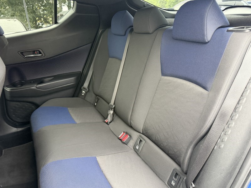 2017 (17) TOYOTA C-HR 1.2T Dynamic 5dr 5804211